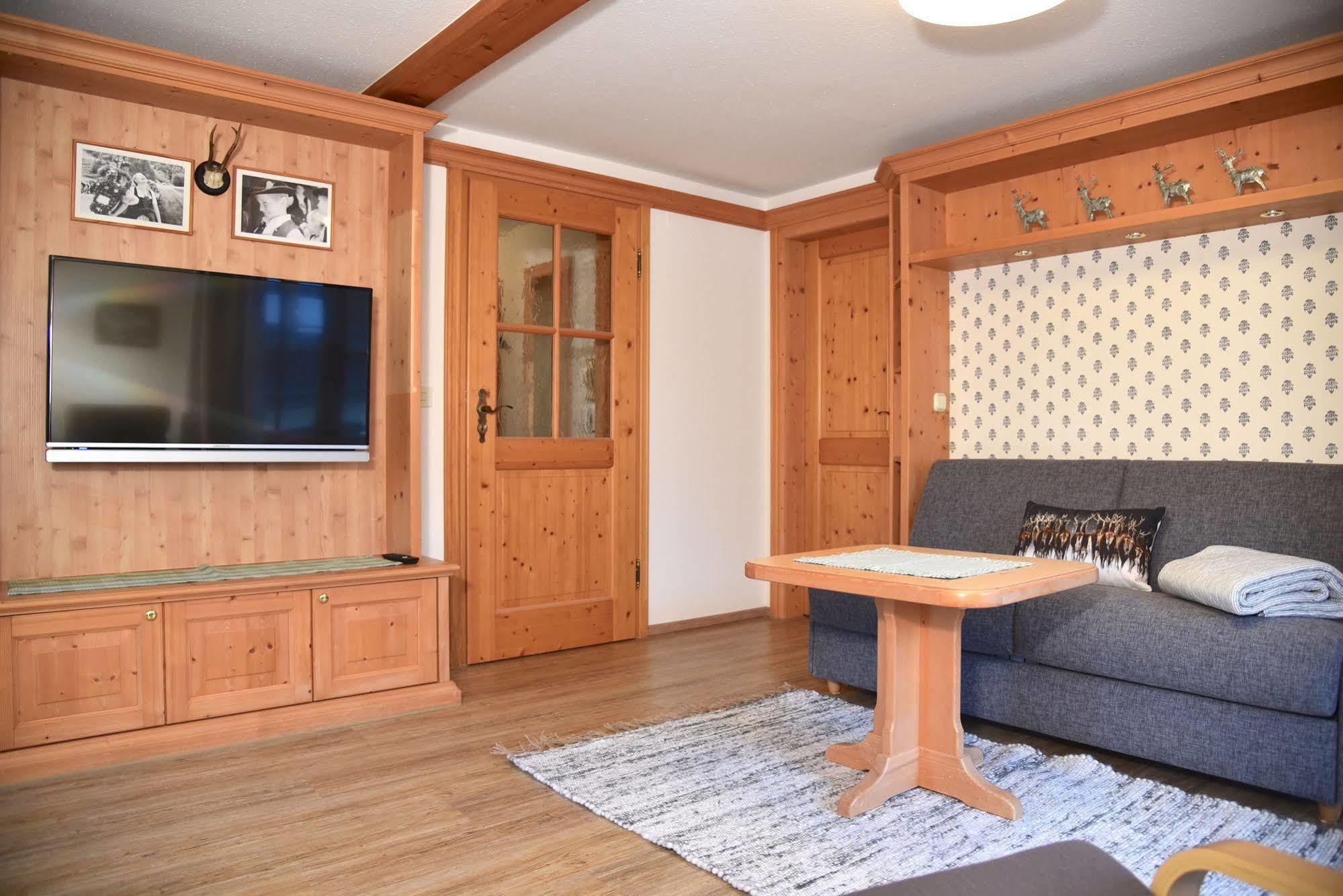 Haus Susanne - Top-Ferienwohnungen - Sommer-Bergbahn Inklusive أوبيرميسلشتاين المظهر الخارجي الصورة